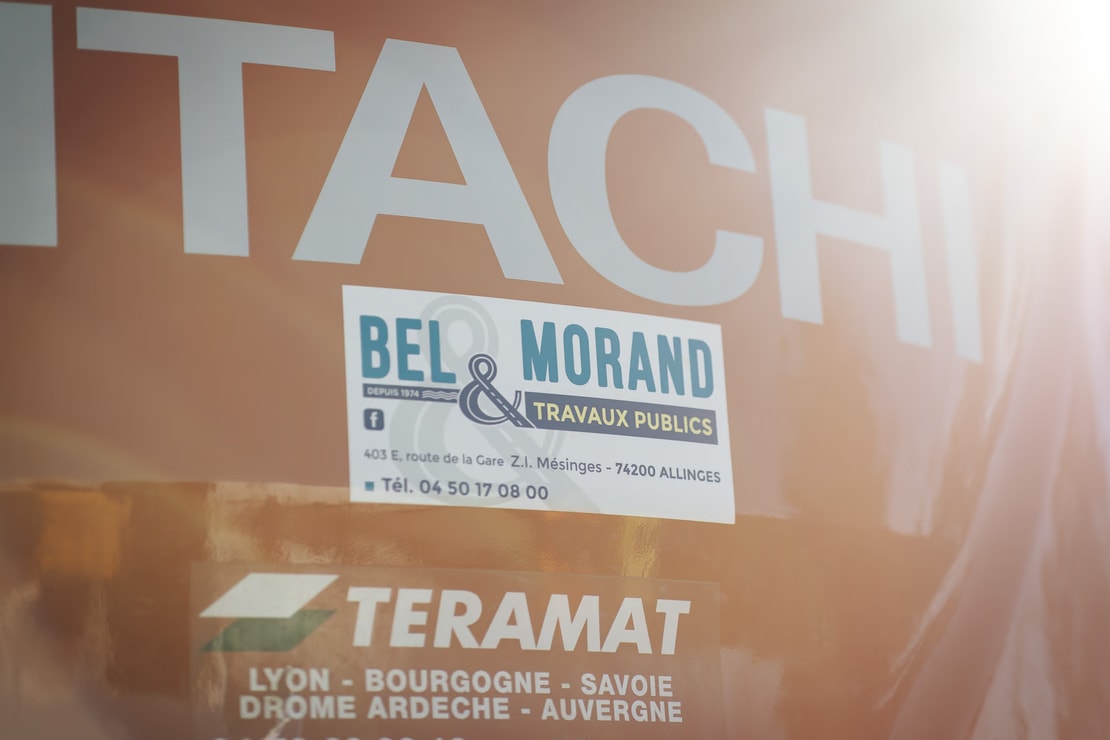 Camion d’intervention Bel & Morand TP avec partenaires Teramat